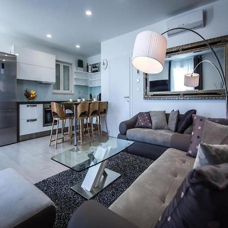 Bleu Villa - Three Bedroom Villa With Balcony And City View دوبروفينك المظهر الخارجي الصورة
